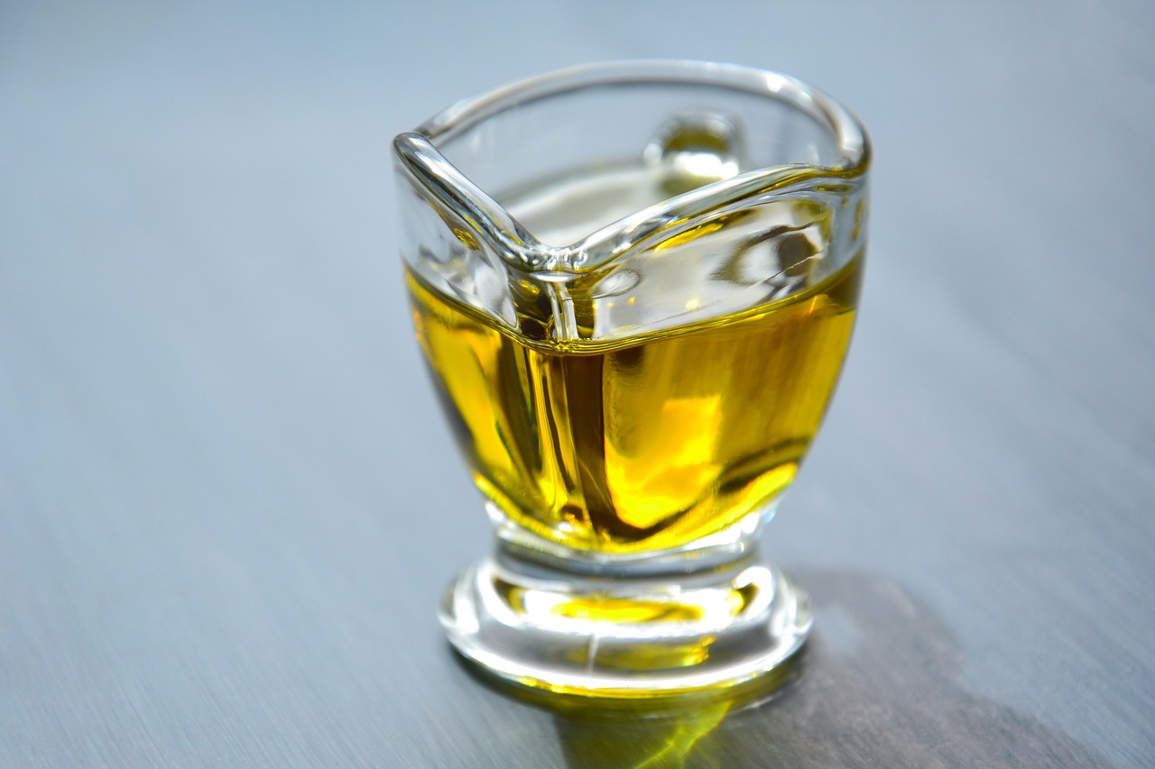 Oliwa z oliwek extra virgine. Na czym polega zdrowe odżywianie? Grecka oliwa z oliwek sklep internetowy